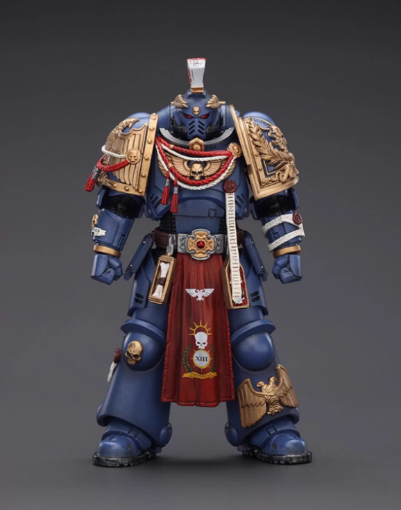 Ultramarines Relic Primus Armour with Plasma Pistol and Combat Blade