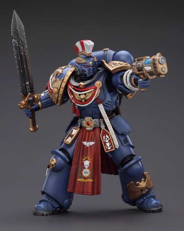 Ultramarines Relic Primus Armour with Plasma Pistol and Combat Blade