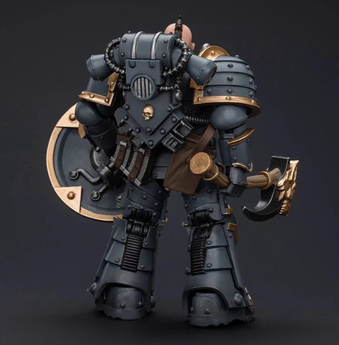 JOYTOY   Warhammer The Horus Heresy   Scale：1/18   Space Wolves Grey Slayer Pack Huscarl