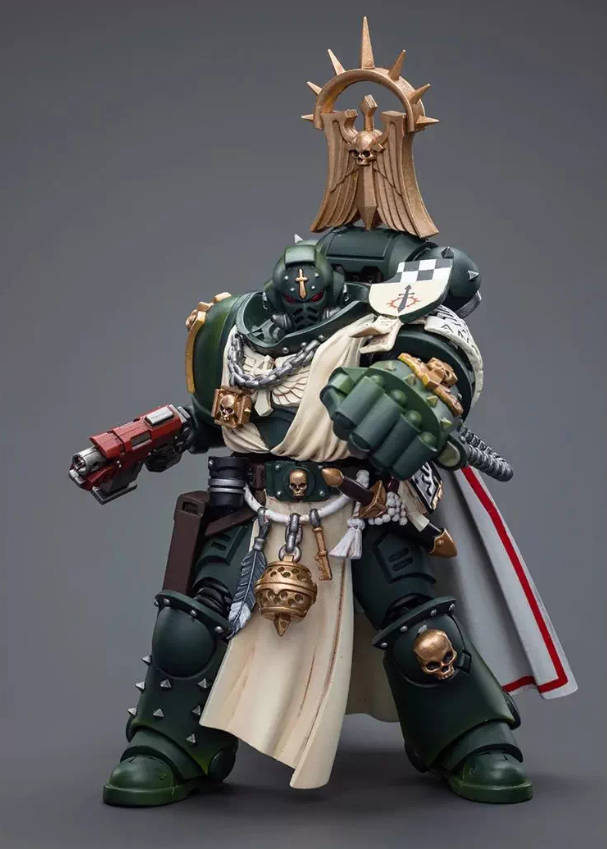 JOYTOY   Warhammer 40,000  Scale：1/18    Dark Angels Master with Power Fist