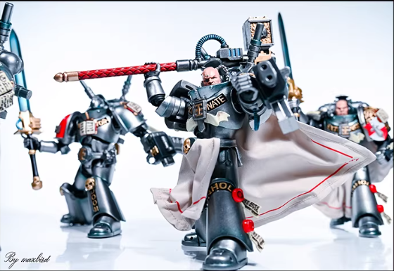 JOYTOY Warhammer 40K Dark Origin Grey Knights Assault Squad Action Figure Model Cloak Accessory Collectible