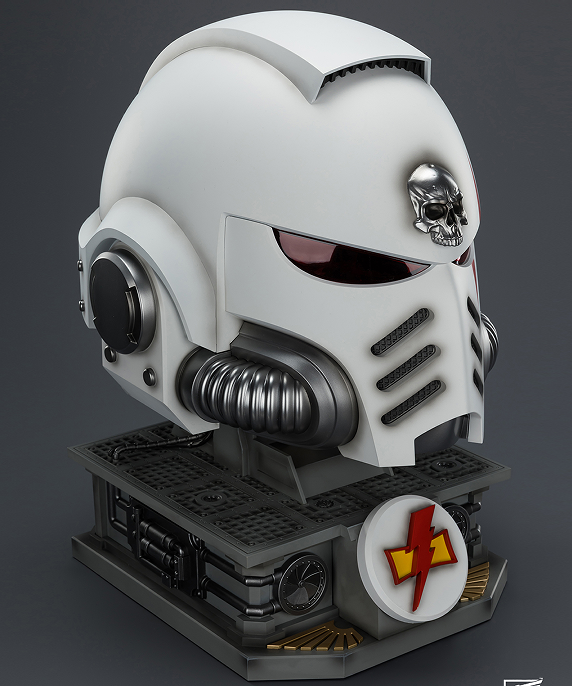 Pre-order JOYTOY  Warhammer 40,000  Scale：1/1    White Scars MkX Helmet